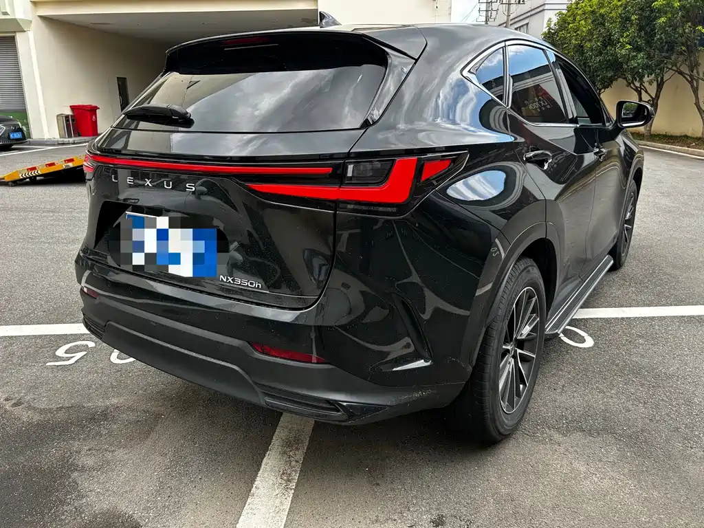 Lexus NX — миниатюра 3