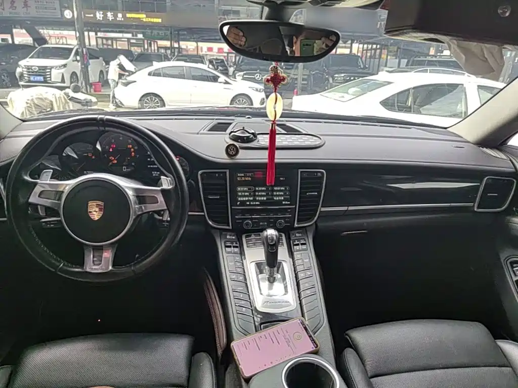 Porsche Panamera — миниатюра 16