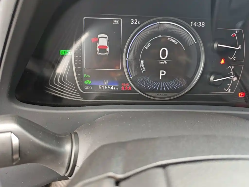 Lexus UX — миниатюра 17
