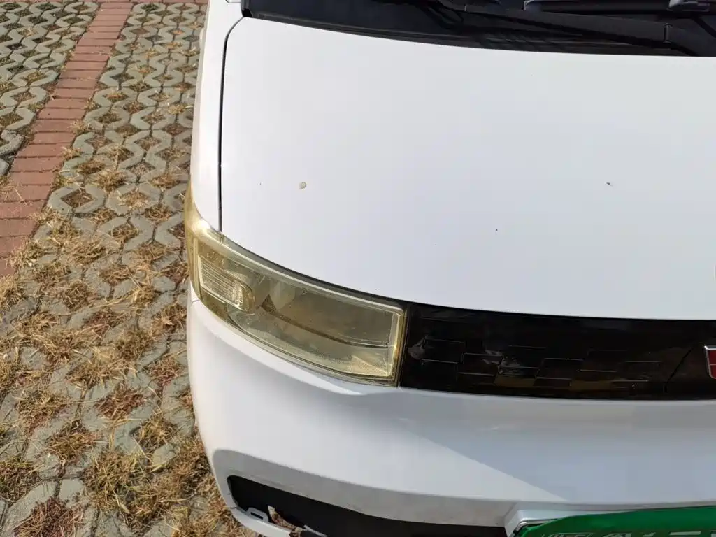 Wuling MINIEV — миниатюра 7