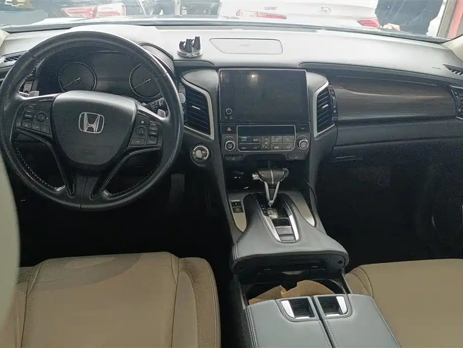 HONDA CROWN ROAD