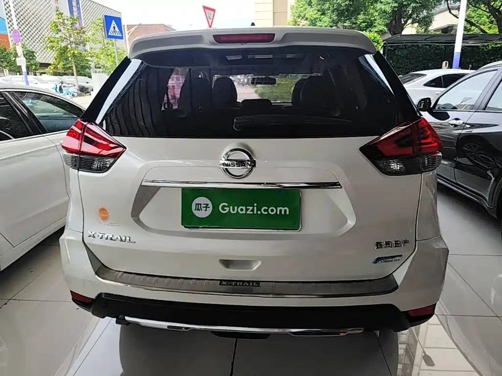 Nissan X-Trail — миниатюра 6