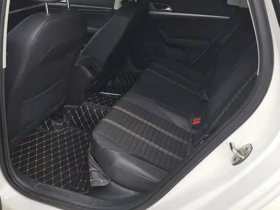 Volkswagen Lavida — миниатюра 11
