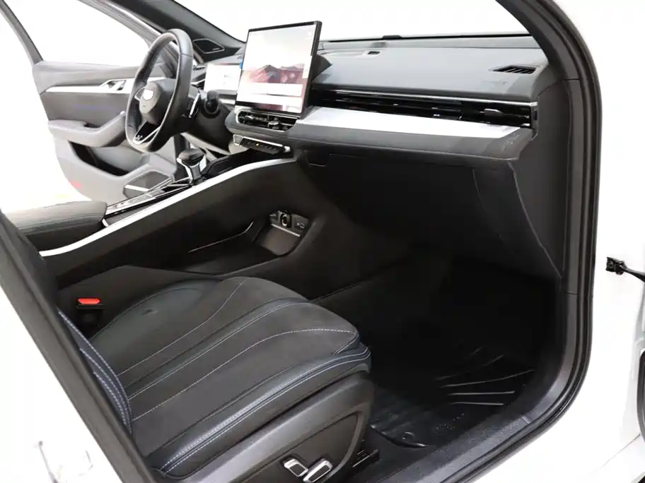 Geely Xingrui Oriental Brilliance 2.0TD Moon Gaze Edition, фото 7