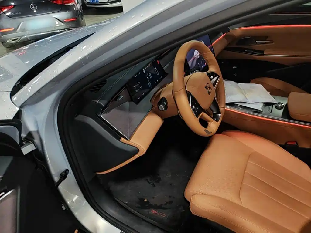 BYD Han L — миниатюра 16