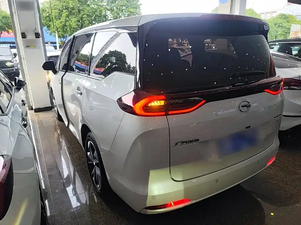GAC Motor Trumpchi M6 — миниатюра 5
