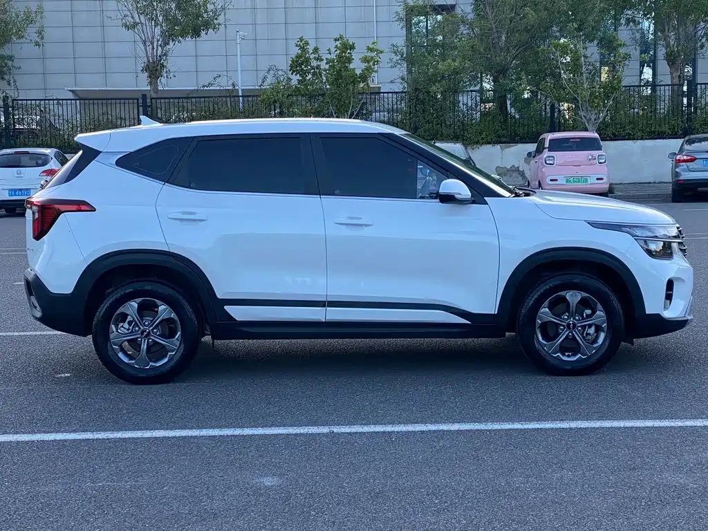 Kia Seltos — миниатюра 15