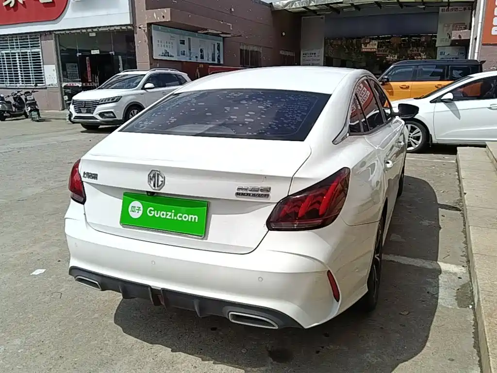 MG MG5 — миниатюра 7
