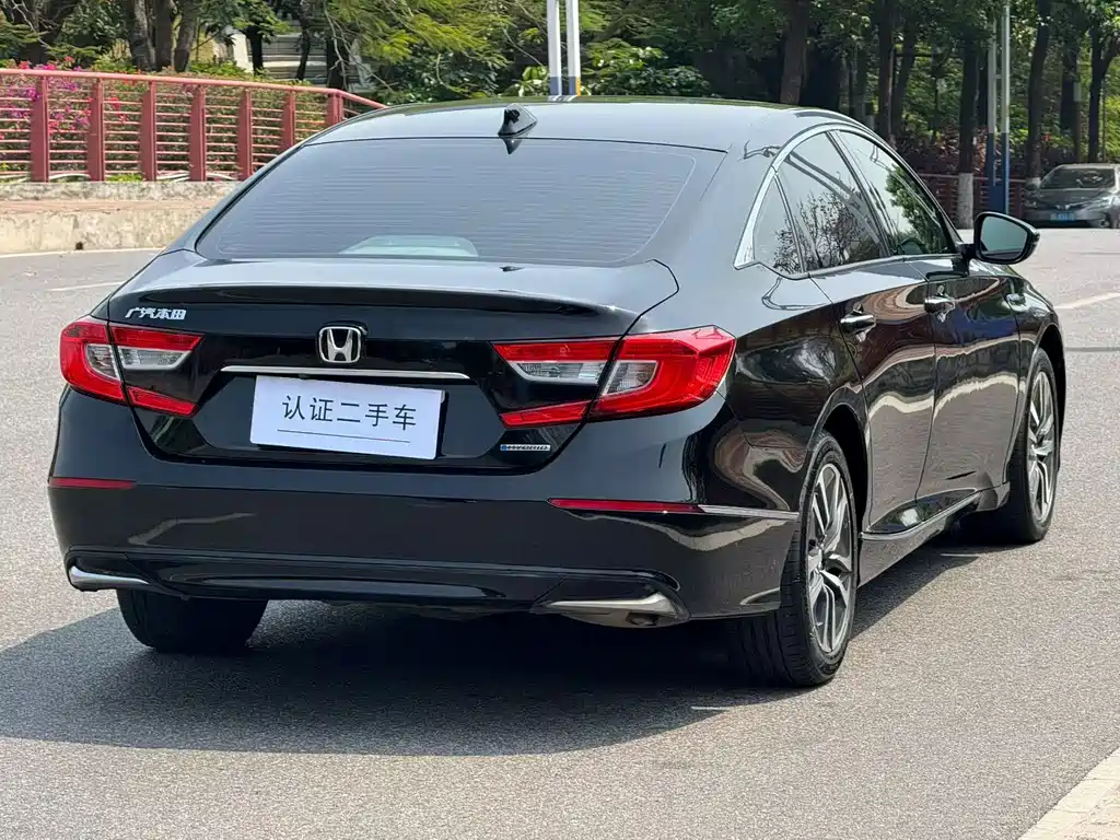 Honda Accord — миниатюра 3