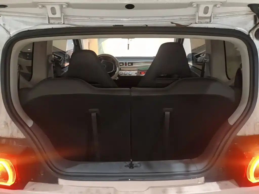 Wuling MINIEV — миниатюра 19