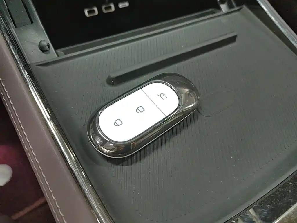 Leapmotor Leapmotor C11 — миниатюра 9