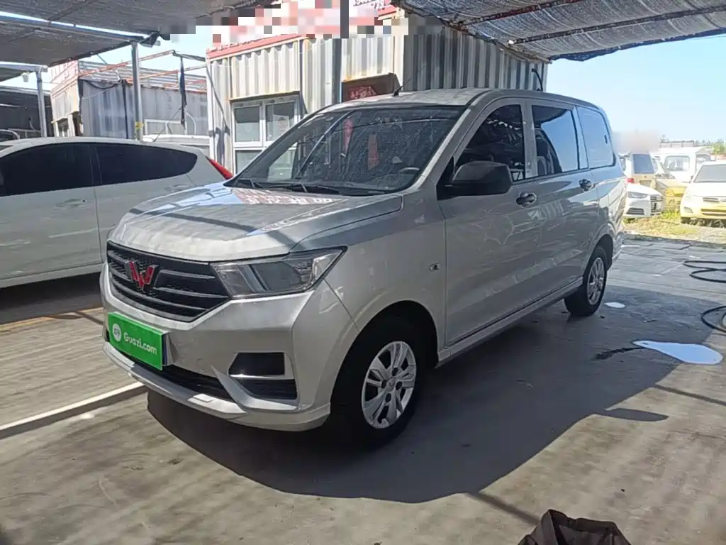 Wuling Hongguang — миниатюра 2