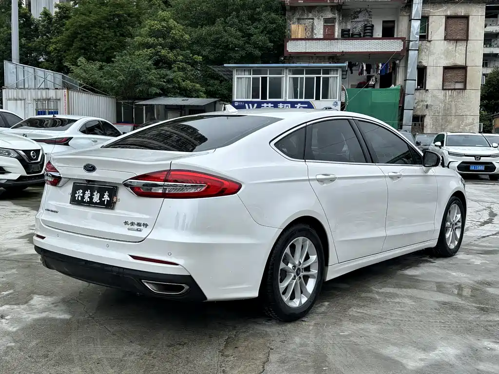 Ford Mondeo 2020 EcoBoost 180 Fashion