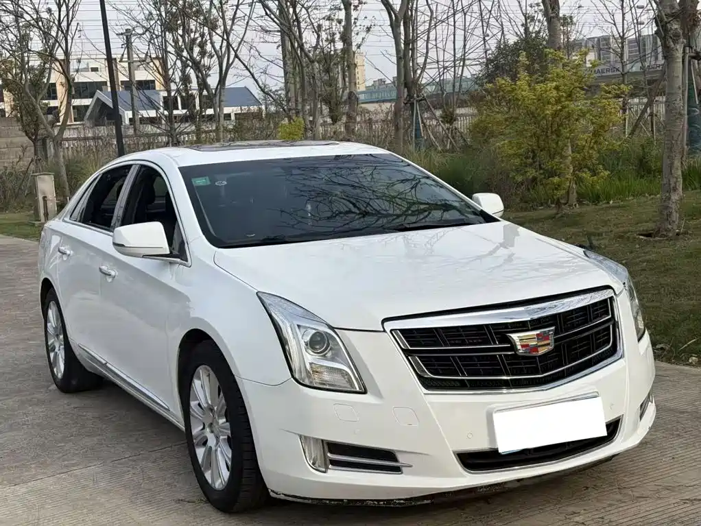 Cadillac XTS — миниатюра 3