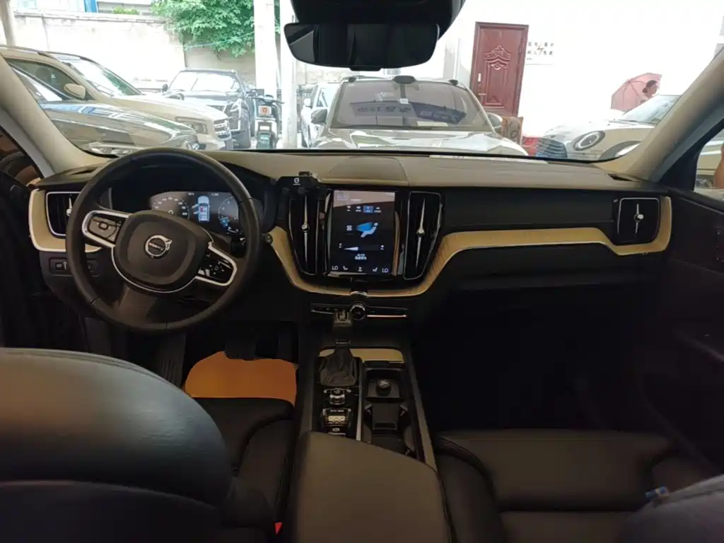 Volvo XC60 2020 T5 Luxury