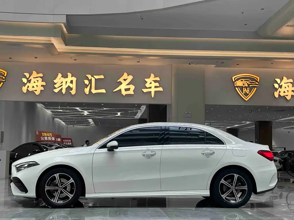 Mercedes-Benz A-Class — миниатюра 3
