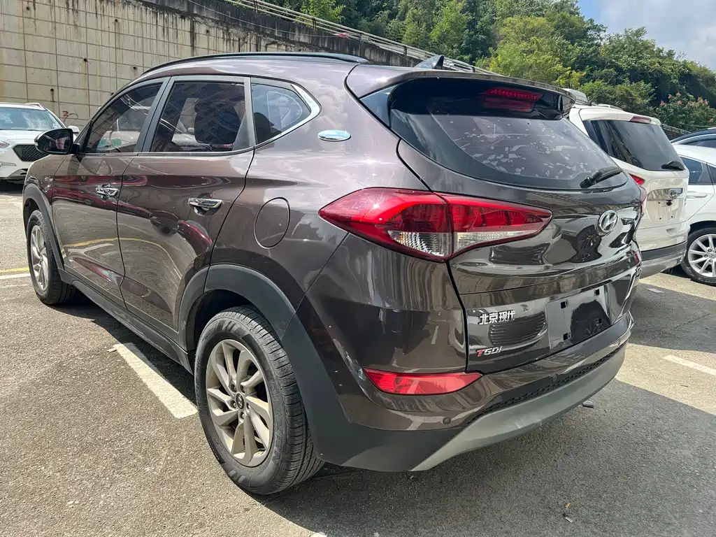 Hyundai Tucson — миниатюра 8