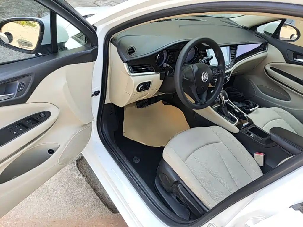 Buick Verano — миниатюра 16