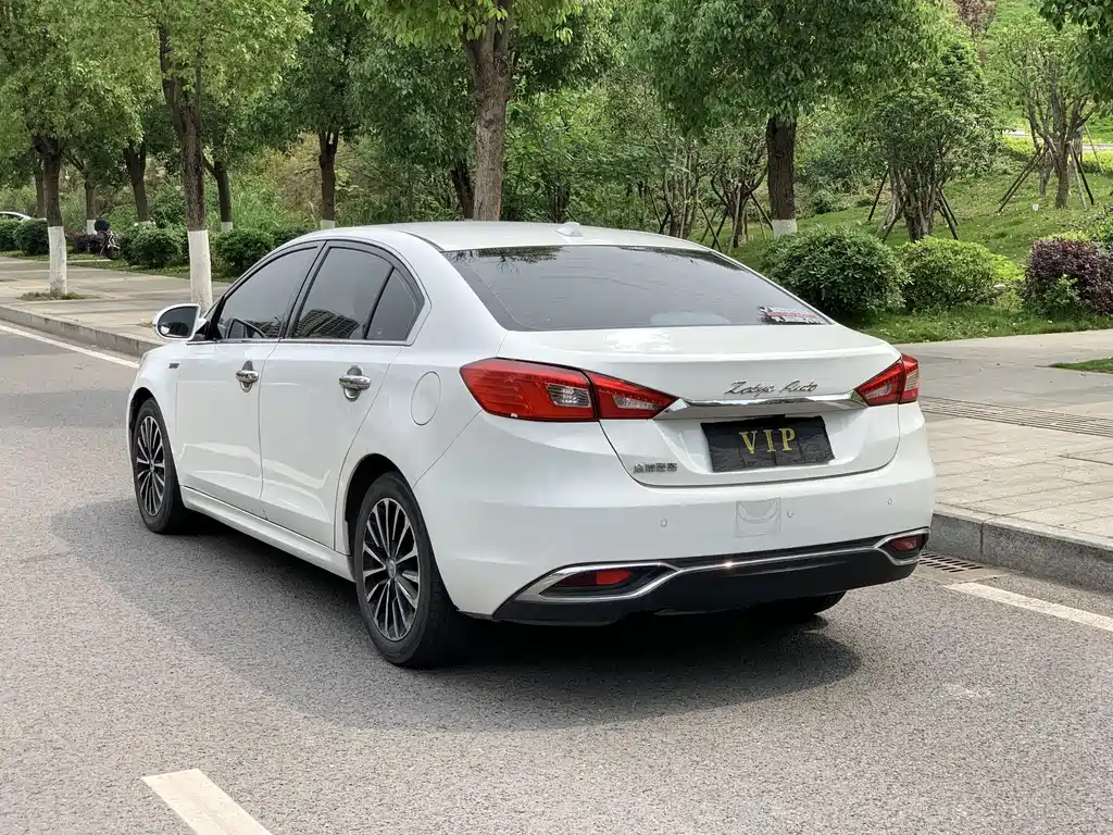 Zotye Z560 2017 1.5T CVT Luxury