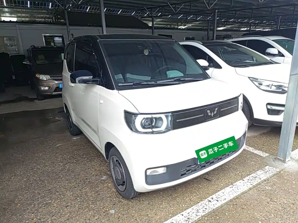 Wuling MINIEV — миниатюра 4