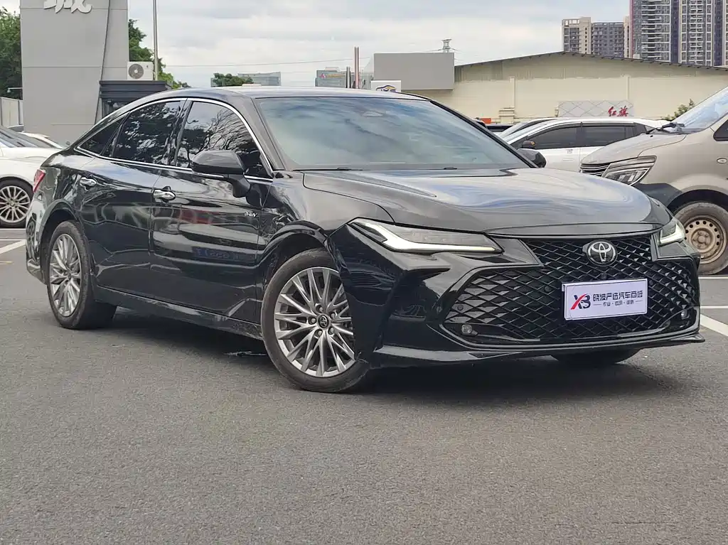 Toyota Avalon — миниатюра 3
