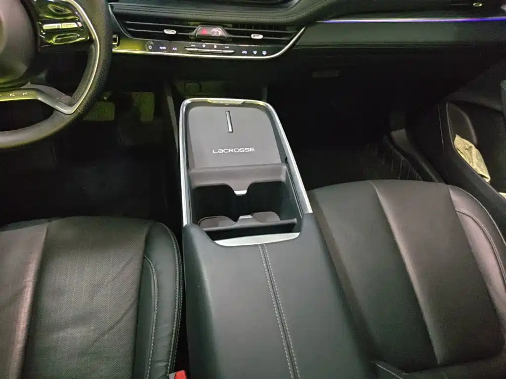 Buick LaCrosse — миниатюра 14