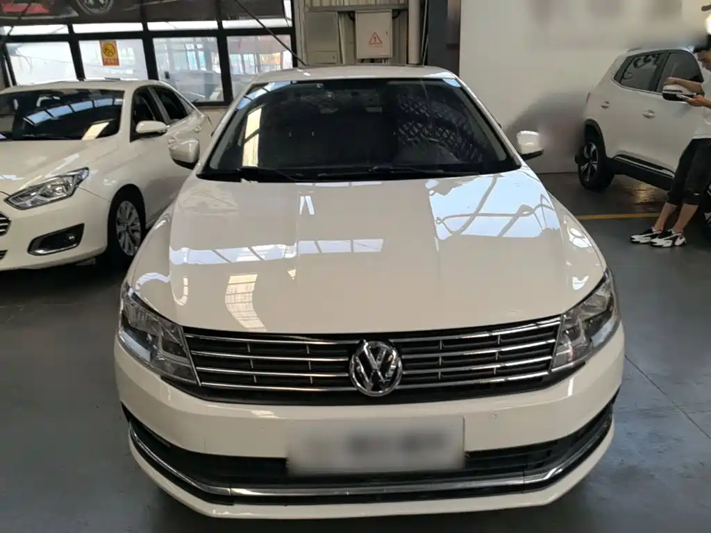 Volkswagen Lavida — миниатюра 3