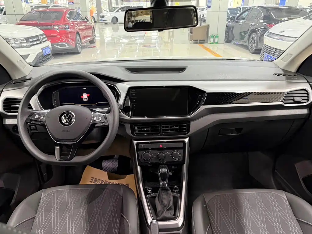 Volkswagen T-Cross — миниатюра 7