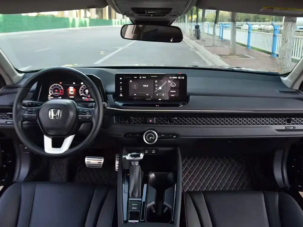 Honda Accord — миниатюра 5
