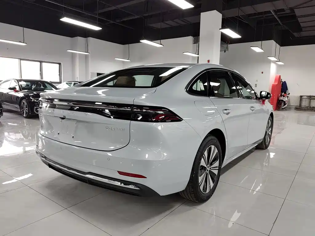 Geely Galaxy Galaxy A7 EM A7 EM 2025 EM-i 150km Premium