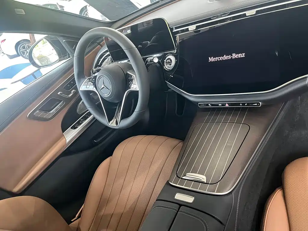 Mercedes-Benz E-Class E 2026 E 300 L Luxury