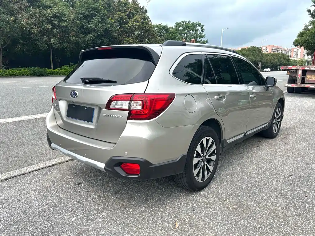 Subaru Outback — миниатюра 7