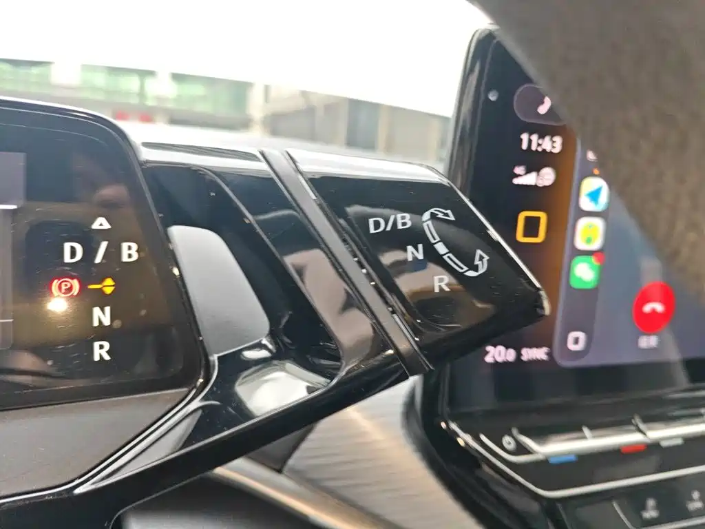 Volkswagen ID.4 Crozz — миниатюра 15