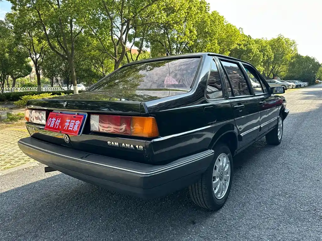 Volkswagen Santana 08 1.8 MT