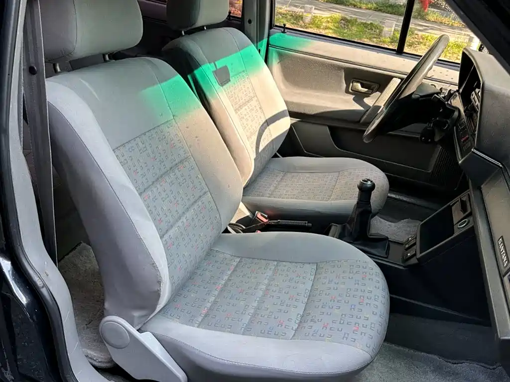 Volkswagen Santana 08 1.8 MT