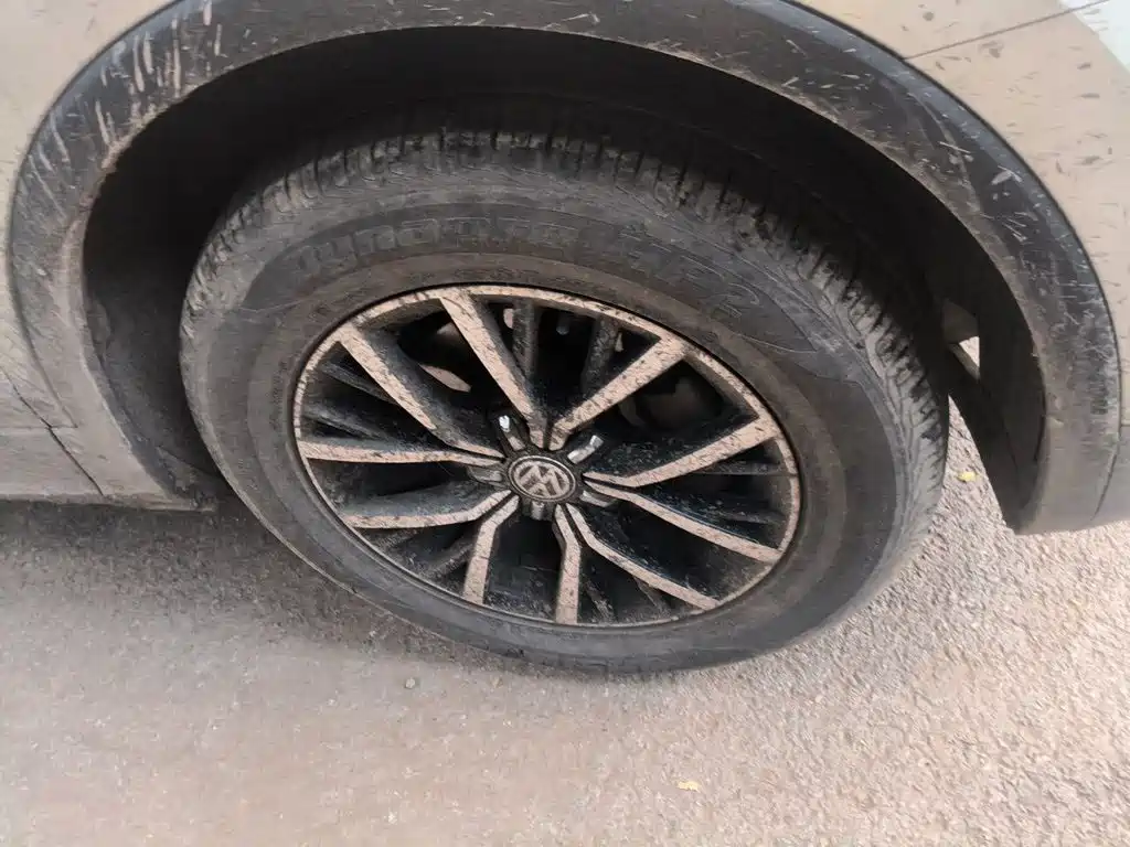 Volkswagen Tiguan L — миниатюра 8