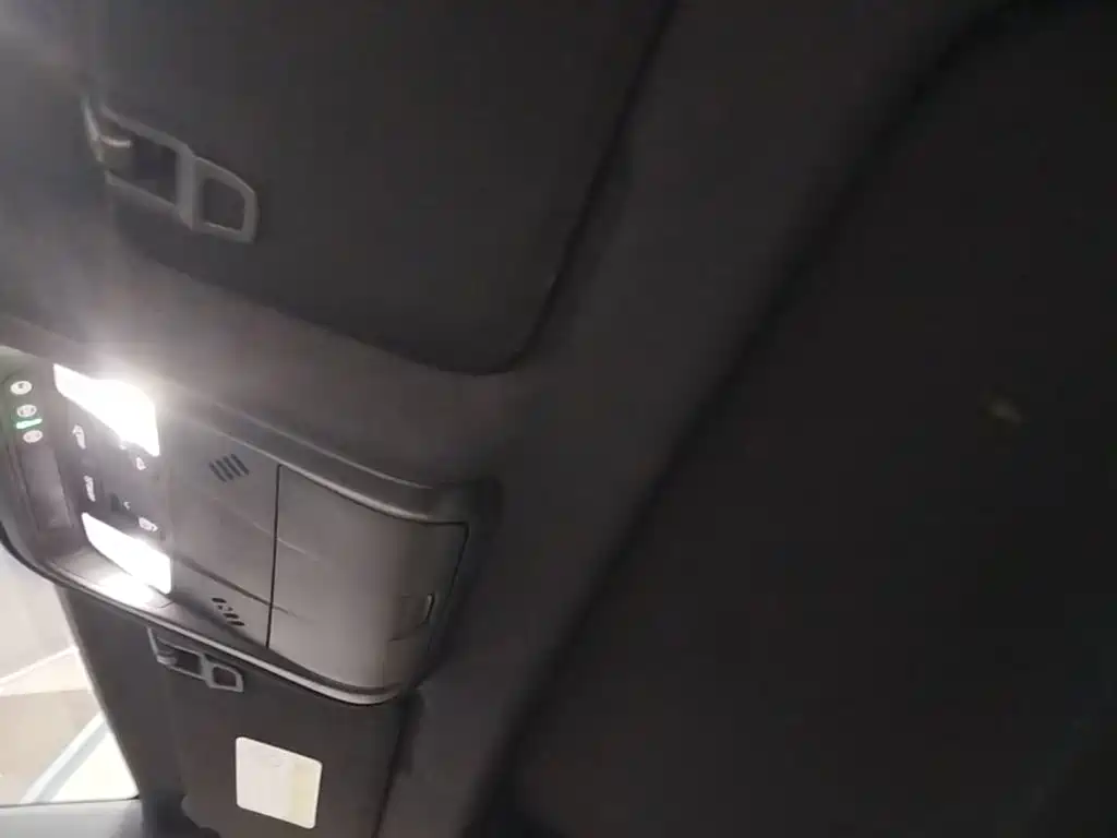 Cadillac XT4 — миниатюра 18
