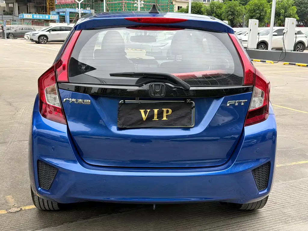 Honda Fit — миниатюра 5
