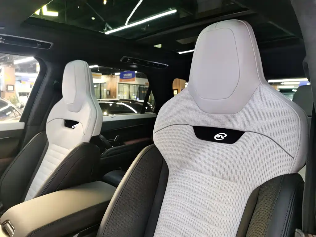 Land Rover Sport — миниатюра 16