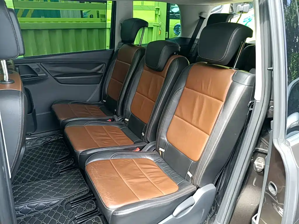 Volkswagen Sharan — миниатюра 17