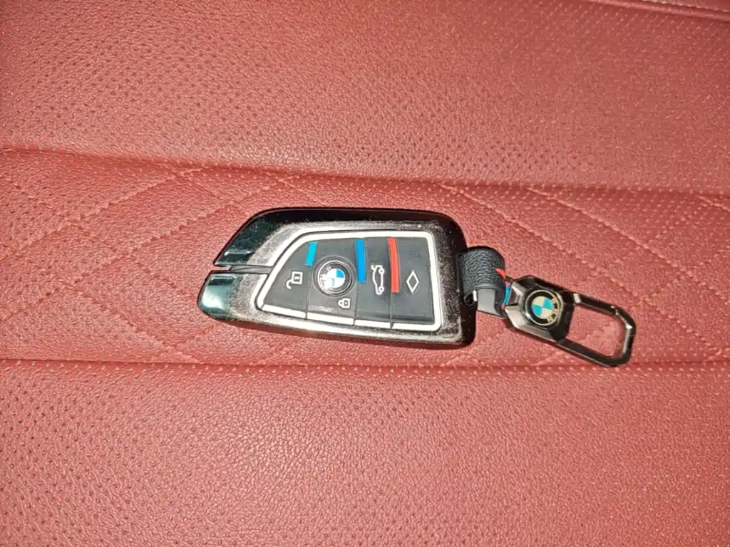 BMW 5 Series — миниатюра 9