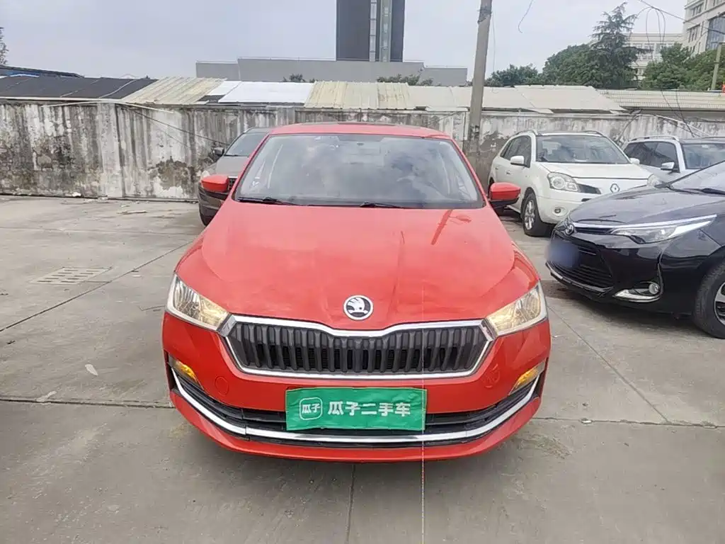 Skoda Rapid Spaceback — миниатюра 3