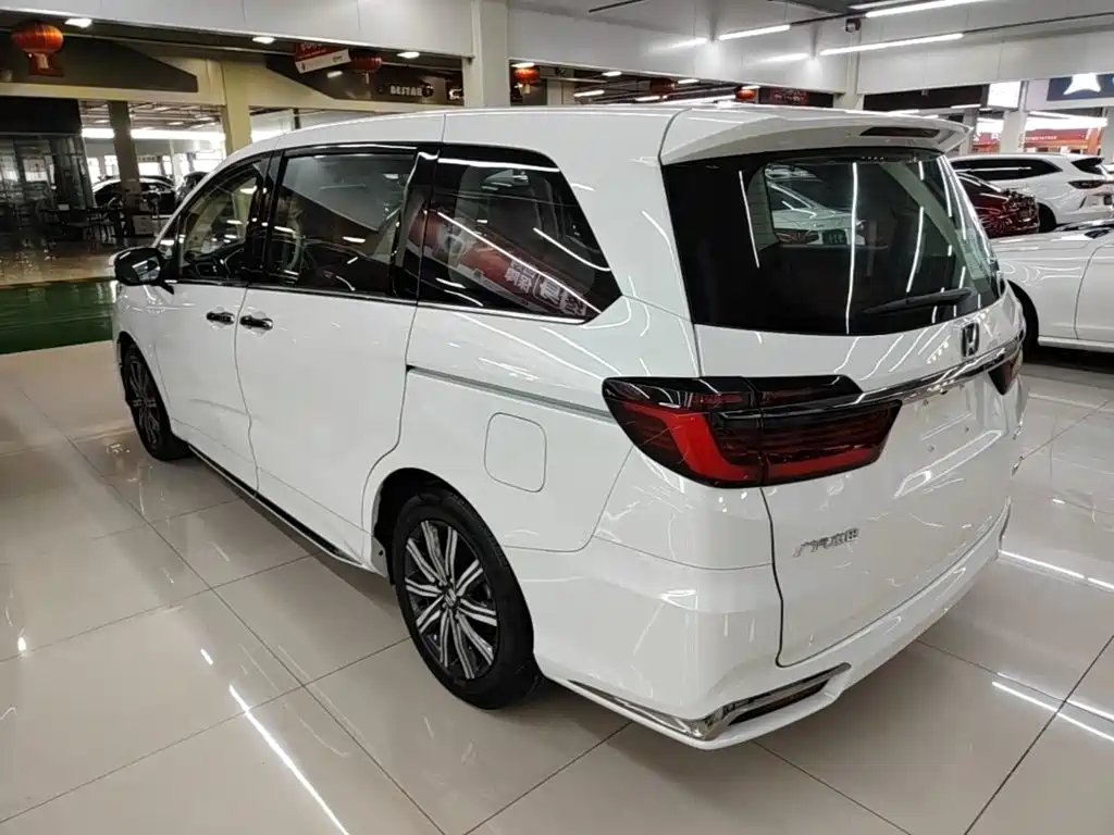 Honda Odyssey — миниатюра 5