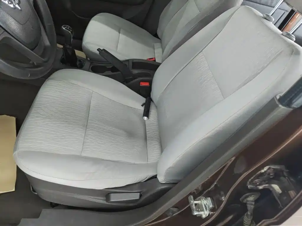 Wuling Hongguang — миниатюра 15
