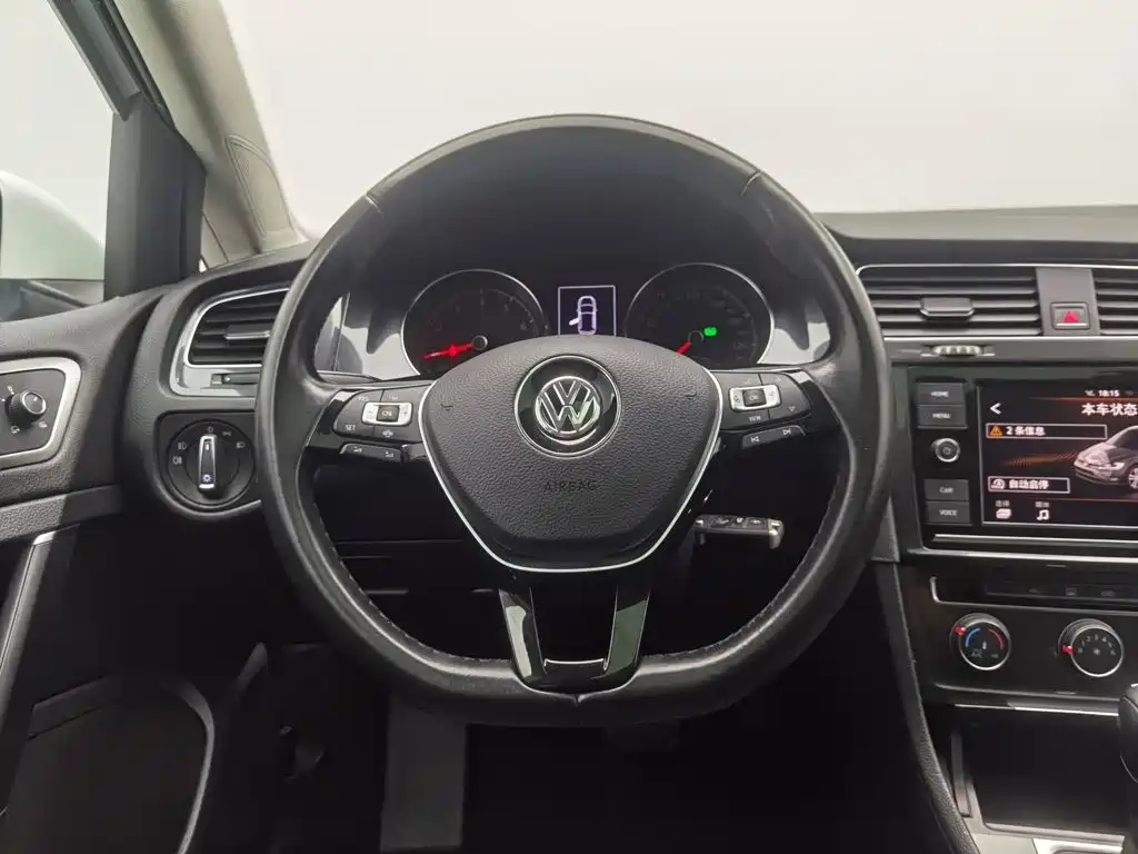 Volkswagen Golf — миниатюра 11