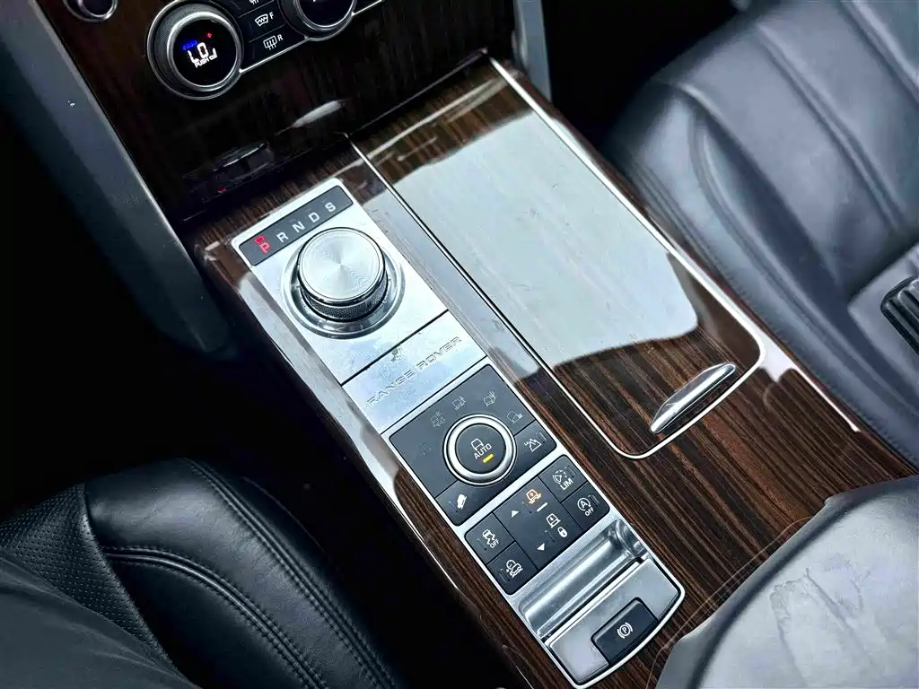 Land Rover Range Rover — миниатюра 12