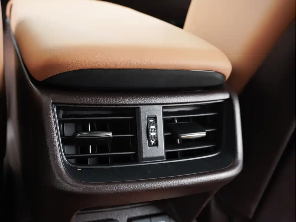 Lexus ES — миниатюра 20