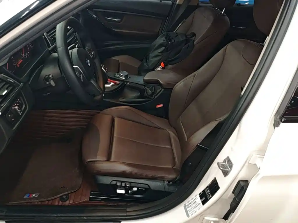 BMW 3 Series — миниатюра 20