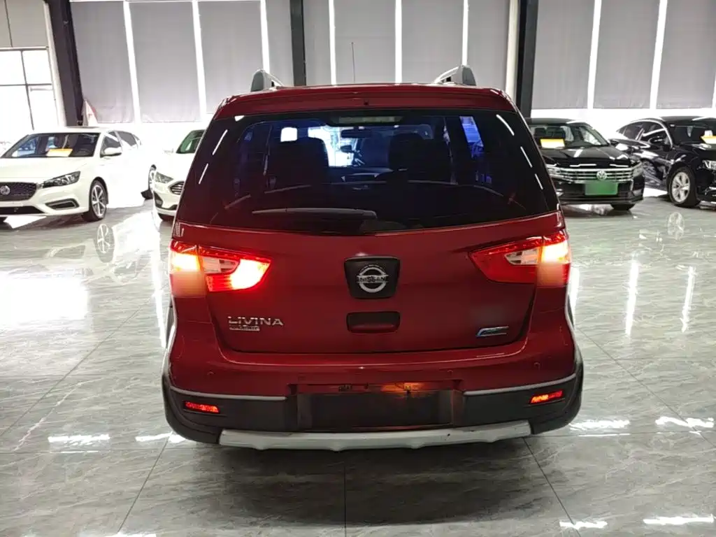 Nissan Livina — миниатюра 6