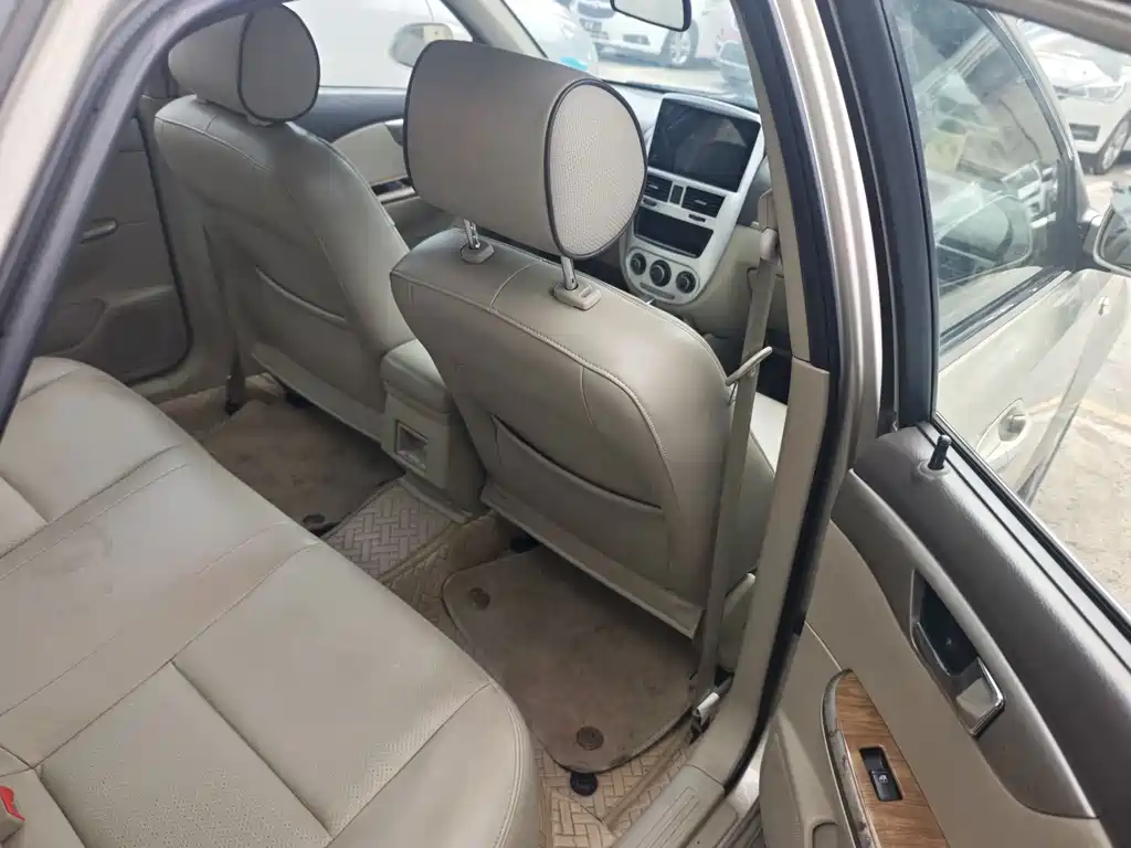 Buick Excelle — миниатюра 5